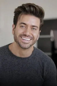 Textured-Quiff-for-Mens-Medium-Length-Hair.webp